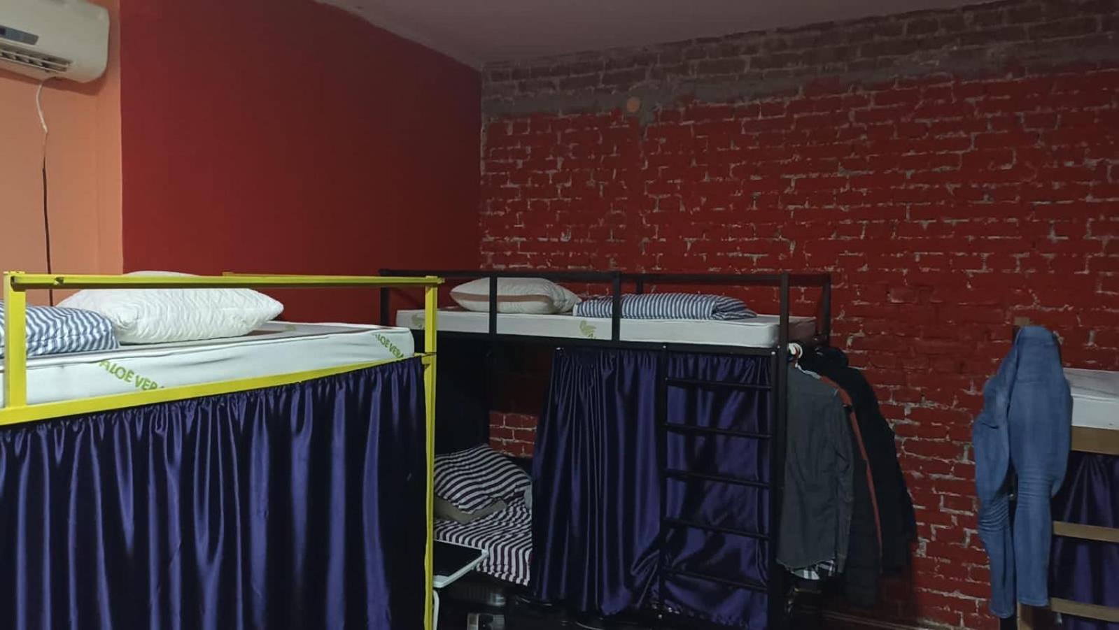 Newborn Center Hostel All Day Free Coffee Priştine Dış mekan fotoğraf